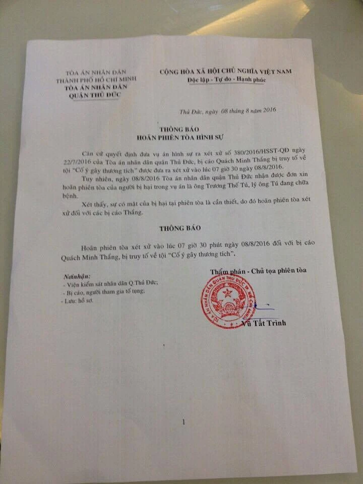 Thông báo hoãn phiên tòa