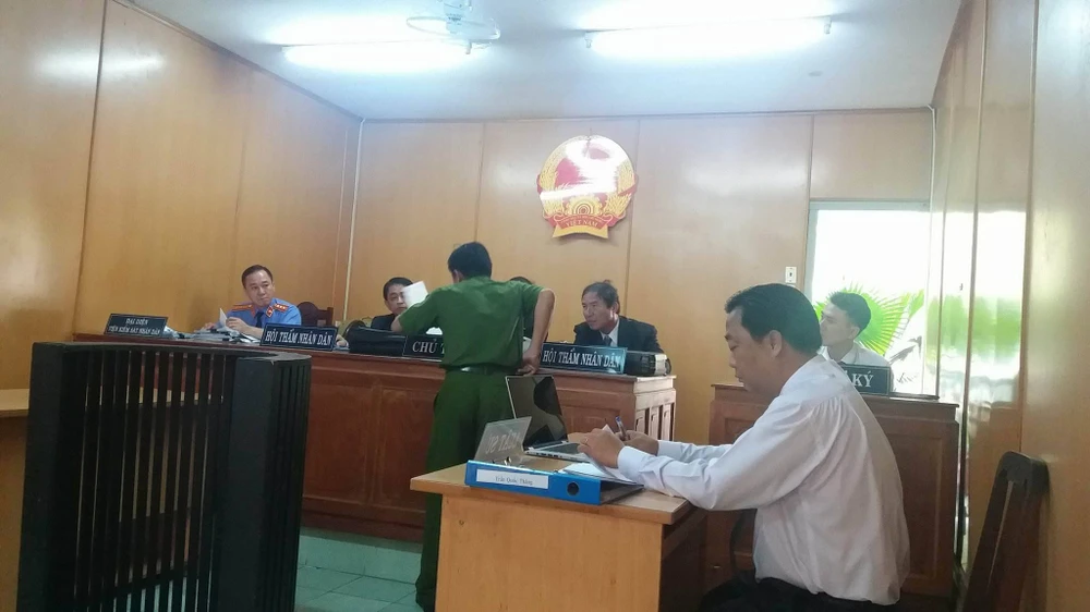 Tòa khẳng định không trả hồ sơ nữa vì đã trả nhiều rồi