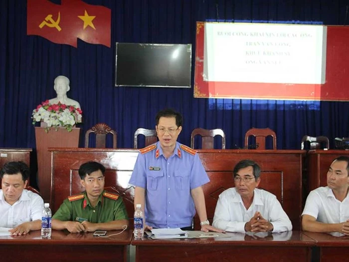 Nhậu xong đi tè dính oan tội cướp: Đòi bồi thường 1 tỉ