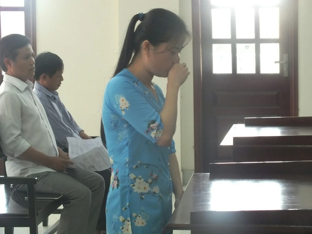 Toà yêu cầu truy cứu chủ khách sạn chứa mại dâm