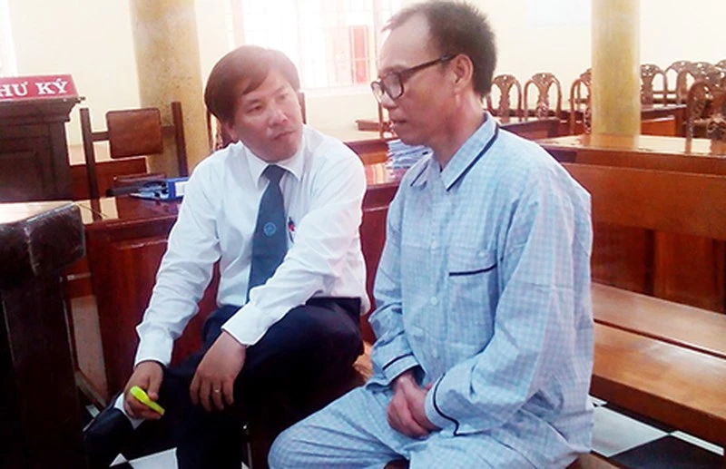 Ông chủ vựa lúa kêu oan