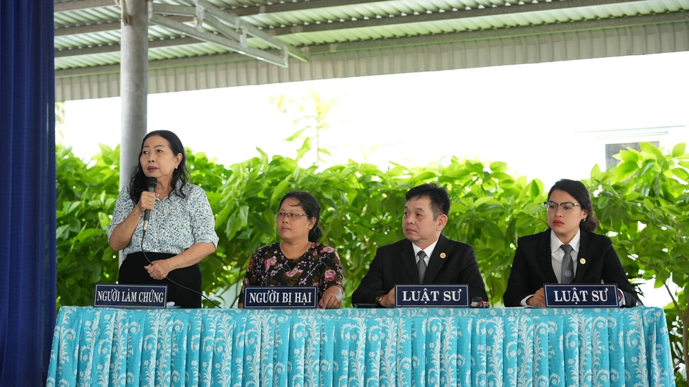 Nạn nhân của bạo hành gia đình hãy chủ động tố cáo để tự bảo vệ mình, đừng chờ ai lên tiếng giùm mình. Ảnh: HC