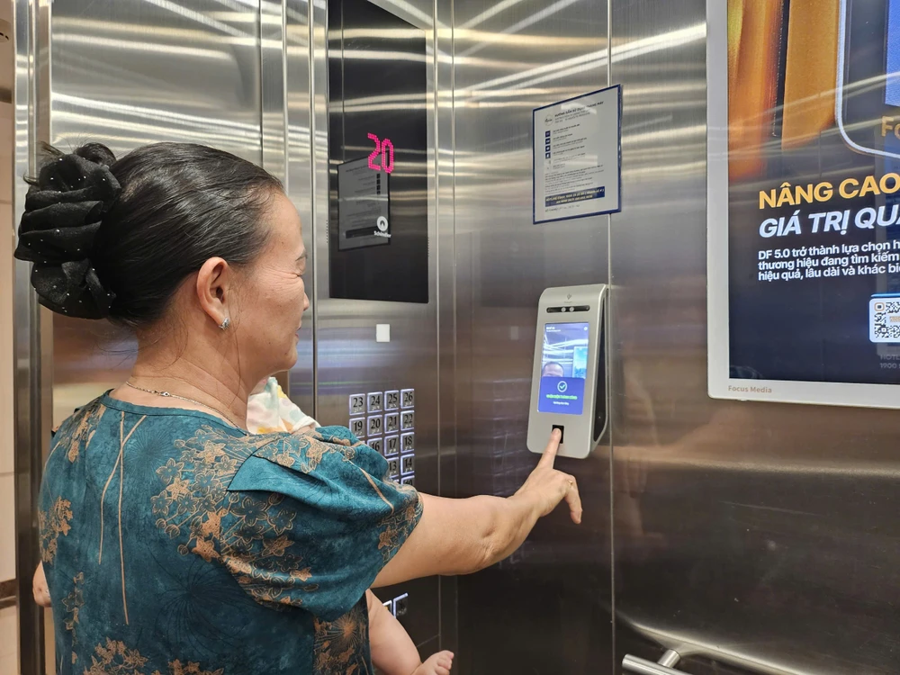 Quản lý vận hành nhà chung cư bằng Face ID/vân tay