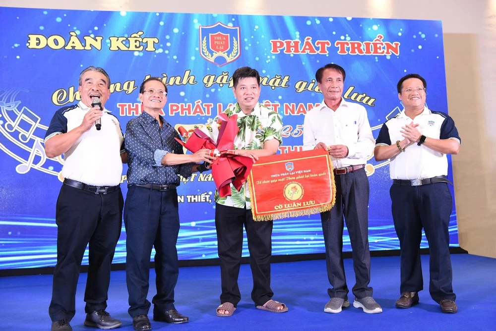 thua-phat-lai-LE-MANH-HUNG-4593-7408.jpg