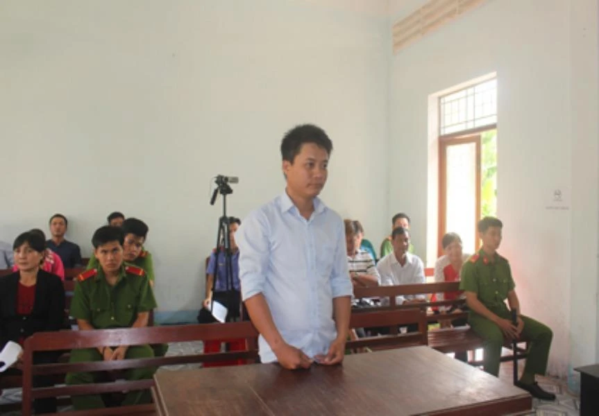 Bị chủ ruộng đánh, trói vì nghi ngờ phá hoại ruộng lúa 