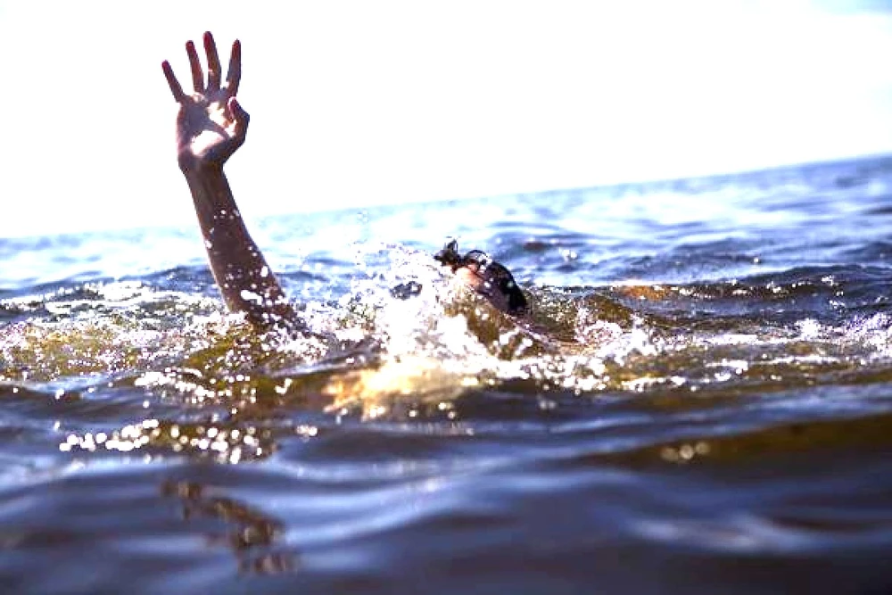 Rủ nhau đi tắm sông, hai học sinh bị đuối nước thương tâm