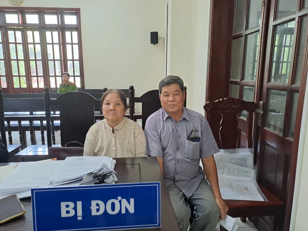 dat-tranh-chap (2).jpg