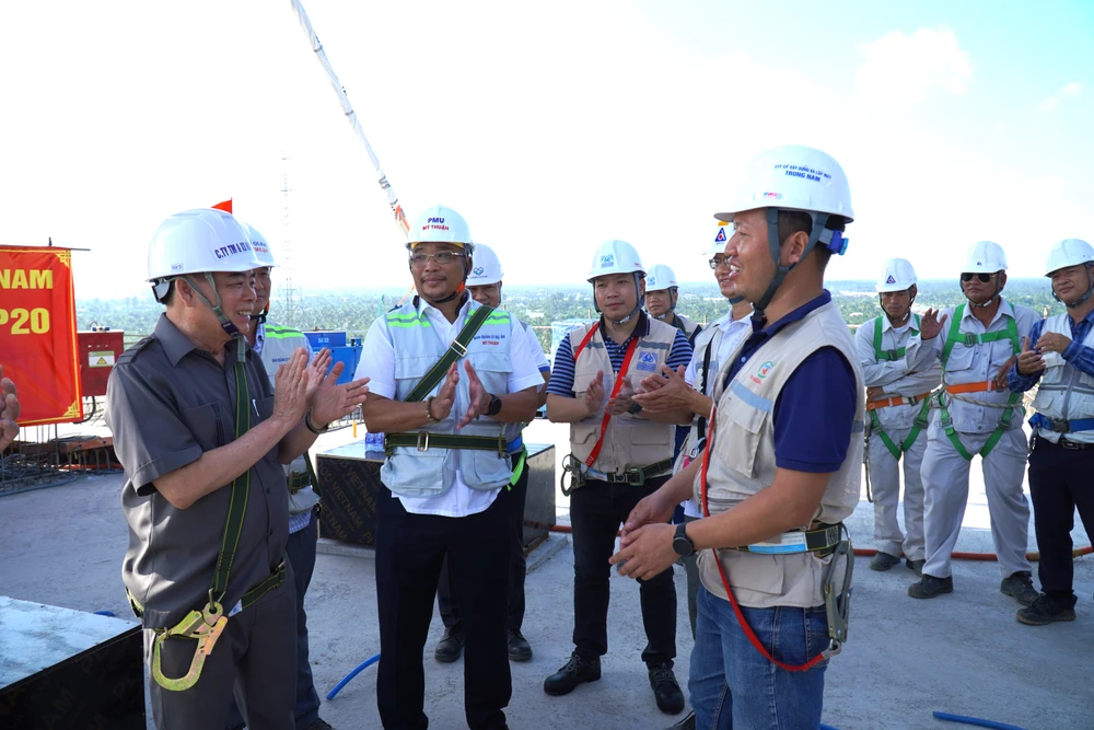 Cau-Rach-Mieu-2 (5).JPG