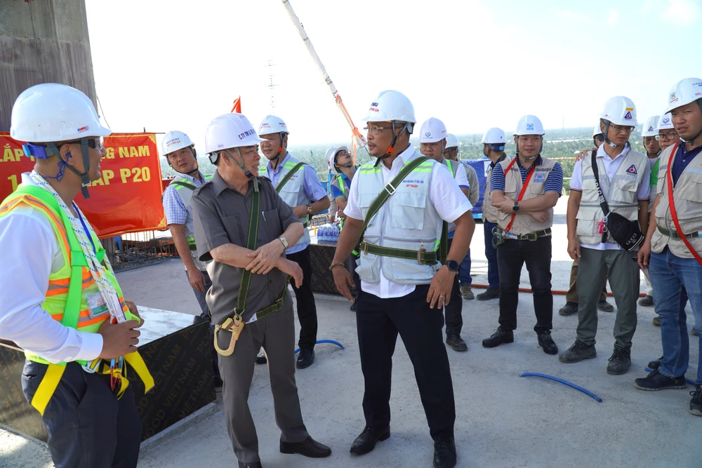 Cau-Rach-Mieu-2 (6).JPG