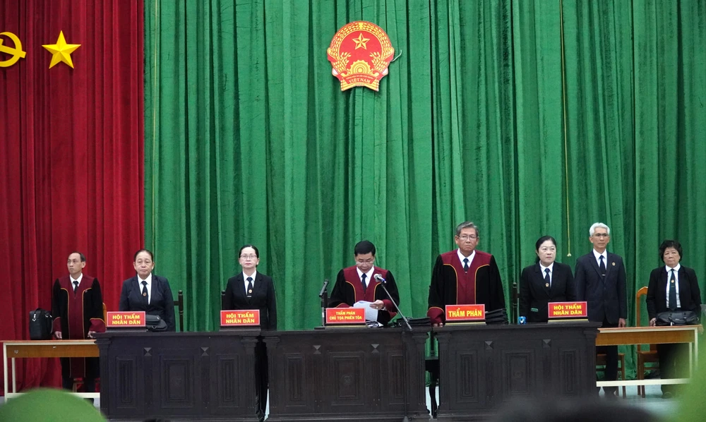 Đoi-no-thue-cong-ty-Phap-Viet (1).JPG