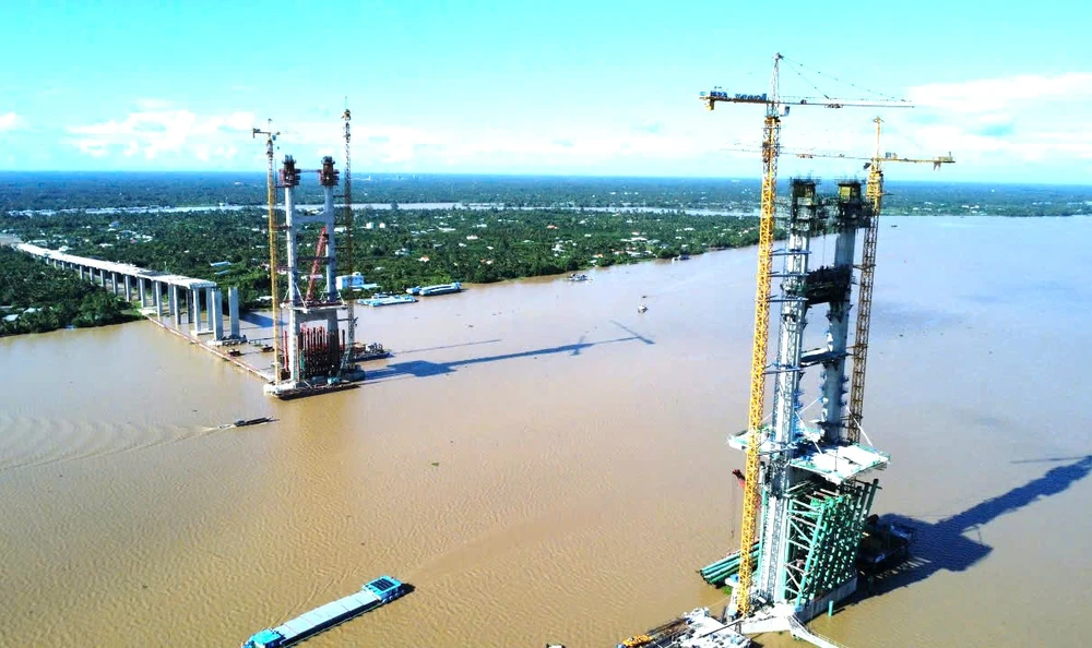 Dự án cầu Rạch Miễu 2 thi công xuyên lễ 2-9