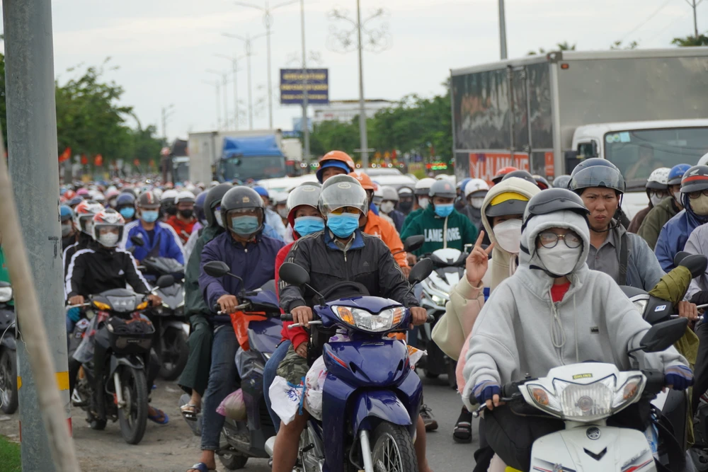 Sau lễ 2-9, cầu Rạch Miễu nhiều đợt xả một chiều ưu tiên hướng đi TP HCM