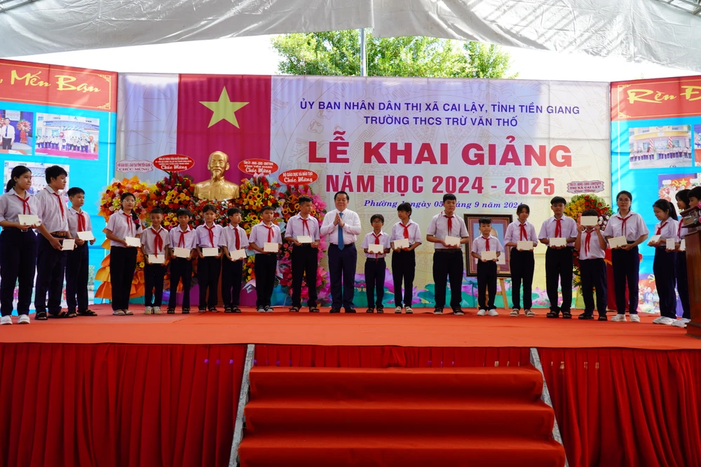 Khai -giang-nam-hoc-moi (4).JPG