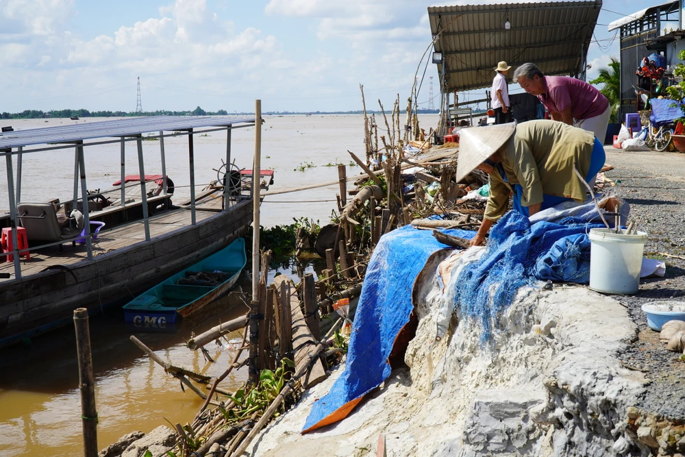 sat-lo-song-tien (2).JPG