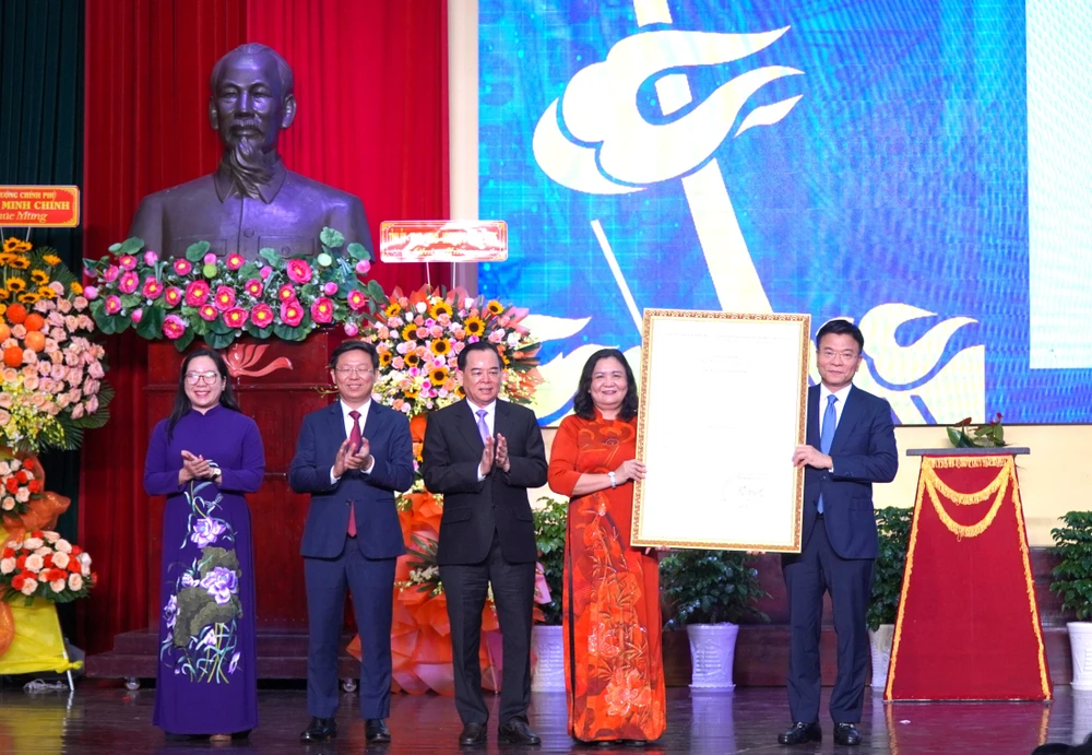 Dong -Khoi-moi (3).JPG