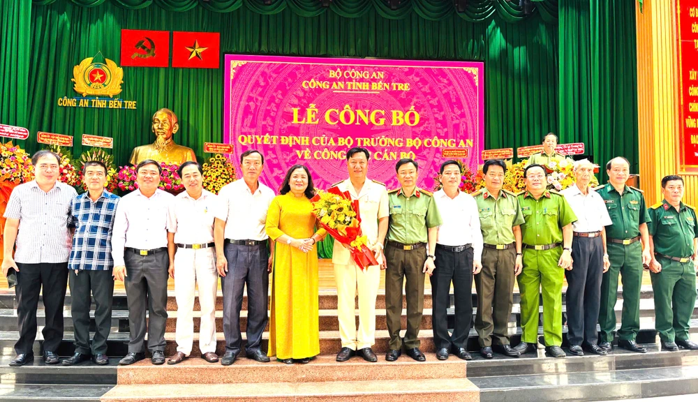 Pho-giam-doc-cong-an-ben-tre (4).jpg