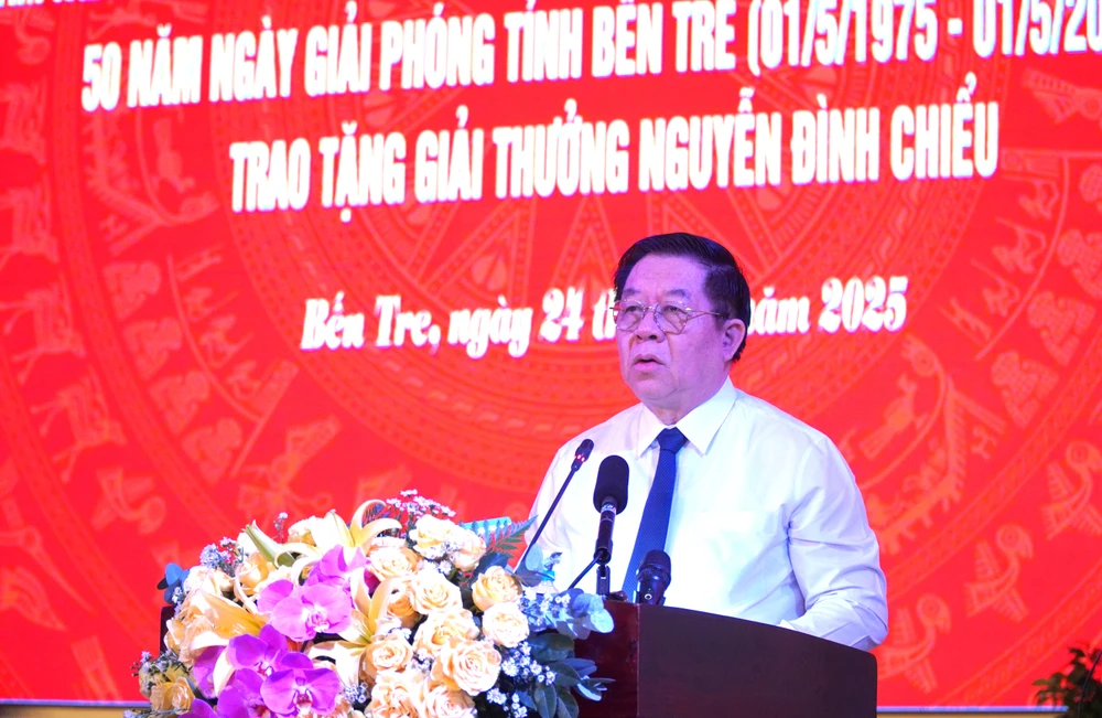 Trưởng Ban Tuyên giáo và Dân vận Trung ương dự lễ Kỷ niệm ngày 30-4 tại Bến Tre