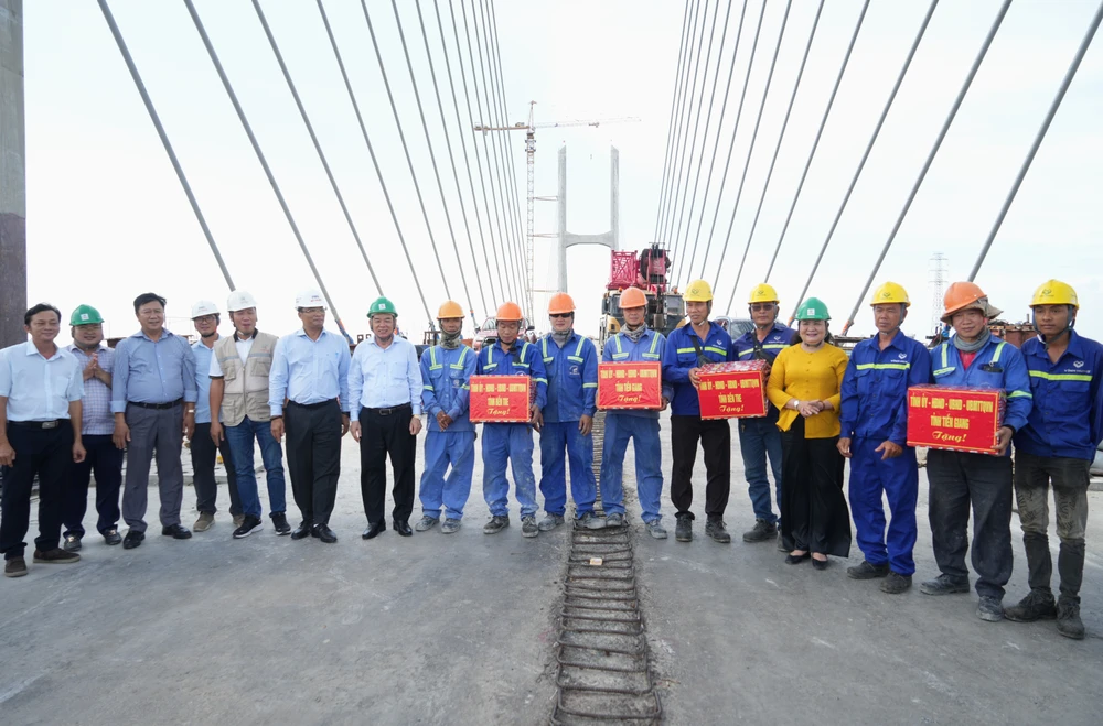 Cau-Rach-Mieu-2 (1).JPG