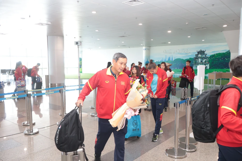 HLV Mai Đức Chung chia sẻ, các học trò dù thua cả ba trận nhưng đã học hỏi rất nhiều từ những đối thủ lớn.