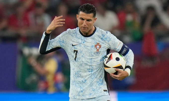 Bồ Đào Nha thua Gruzia gây thiệt hại-1.jpg