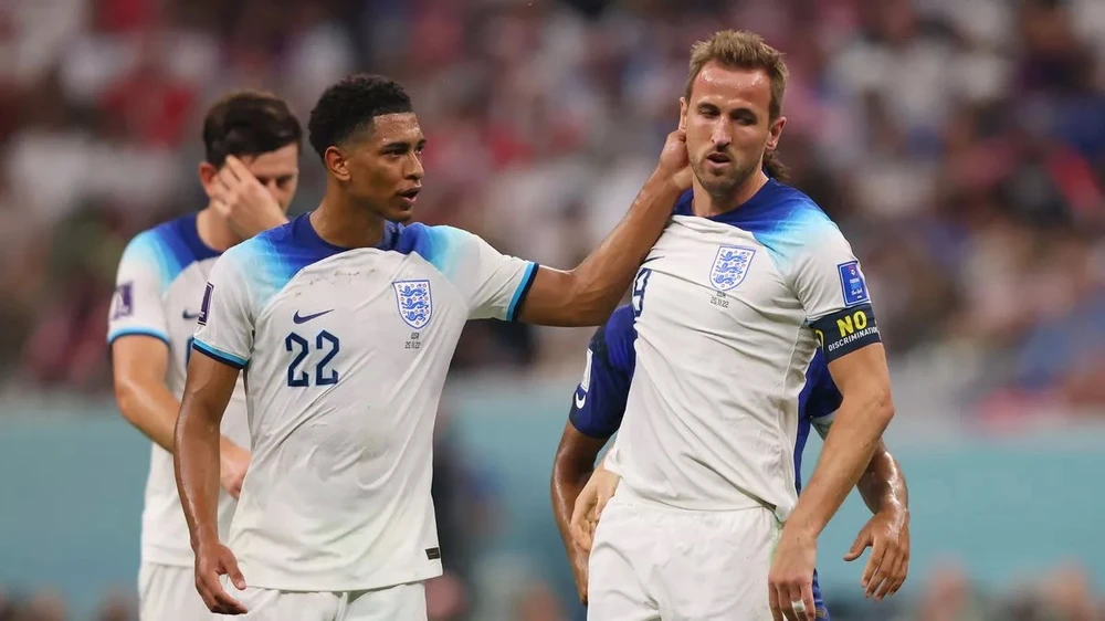 Bellingham mắng Harry Kane 2.jpg