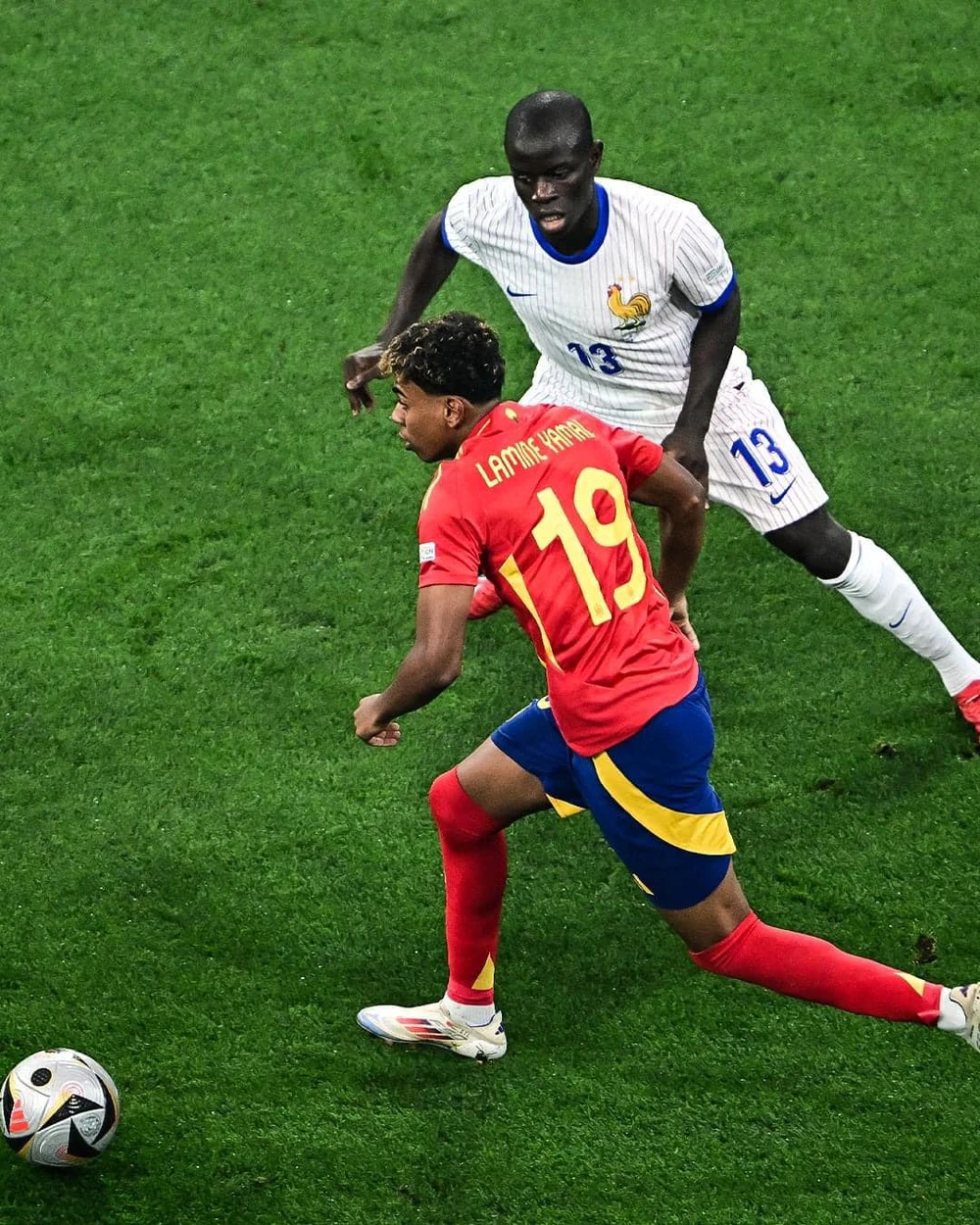 Lội ngược dòng xong, Tây Ban Nha-Yamal 3 .jpg