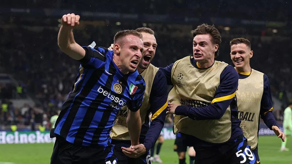 Inter Milan vào chung kết Champions League