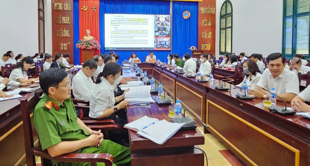 Toàn cảnh hội nghị tập huấn tại điểm cầu TAND TP.HCM. ẢNH: SONG MAI