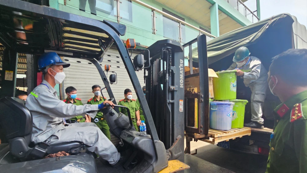 dua ma tuy vao lo dot 2.jpg