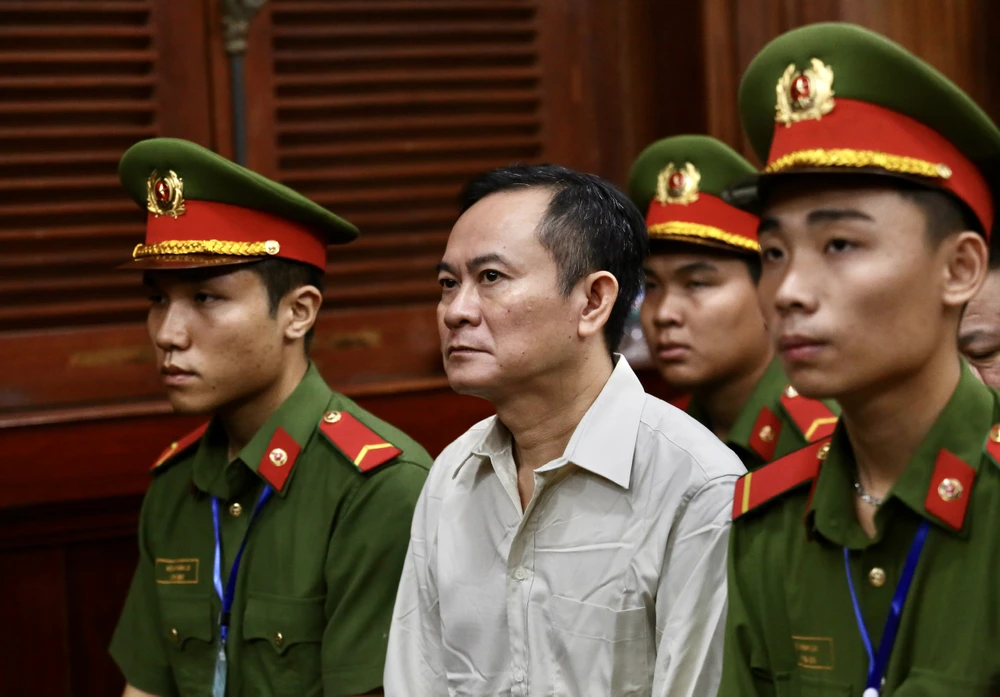 Trần Lập Nghĩa trong đại án đăng kiểm.jpg