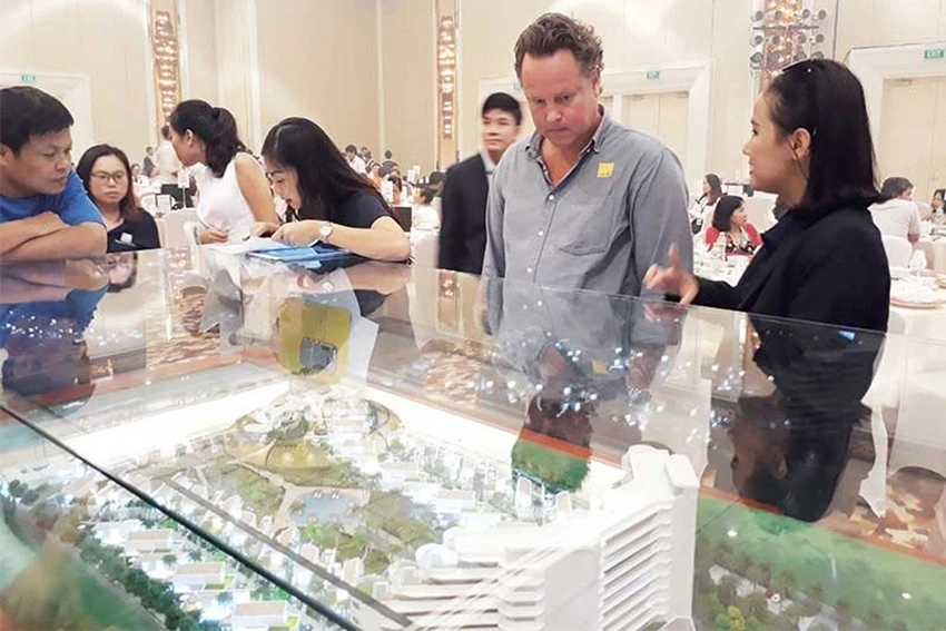 quốc tịch nước ngoài