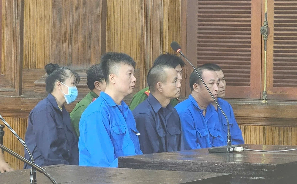 cán bộ hải quan,