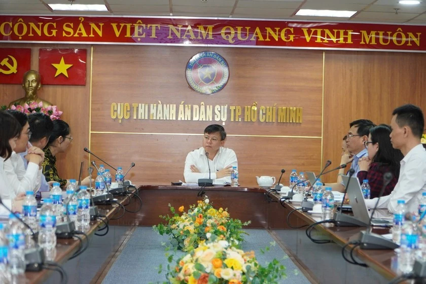 chi-tra-tien-dot-1-vu-van-thinh-phat-trai-chu-vui-mung-2.jpeg