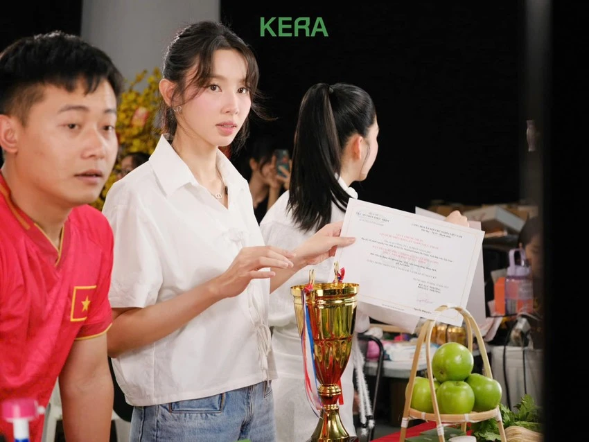 Công ty Sen Vàng lên tiếng vụ hoa hậu Thùy Tiên nhờ ký hợp đồng để giữ hình ảnh