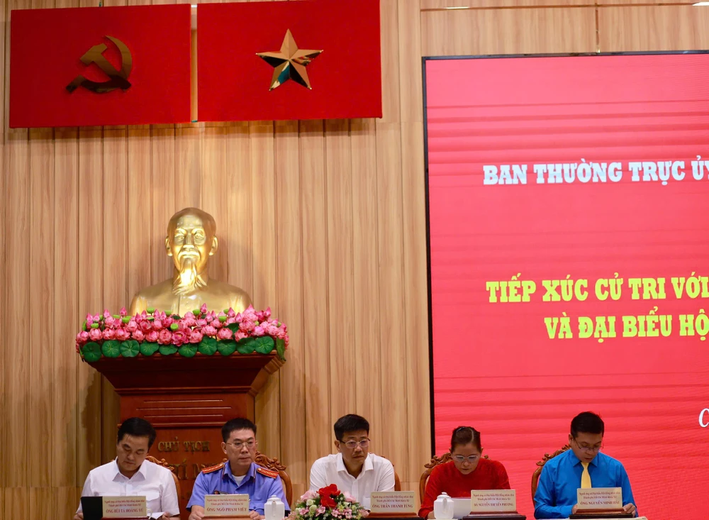 ung-cu-vien-hdnd-tp-hcm-ngo-pham-viet-tang-cuong-chi-dao-voi-phuong-cham-khong-co-vung-cam-khong-co-ngoai-le-1.jpg