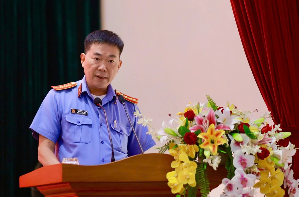 ung-cu-vien-hdnd-tp-hcm-ngo-pham-viet-tang-cuong-chi-dao-voi-phuong-cham-khong-co-vung-cam-khong-co-ngoai-le.jpg