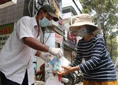 Dang tay cưu mang người cơ nhỡ trong mùa dịch bệnh