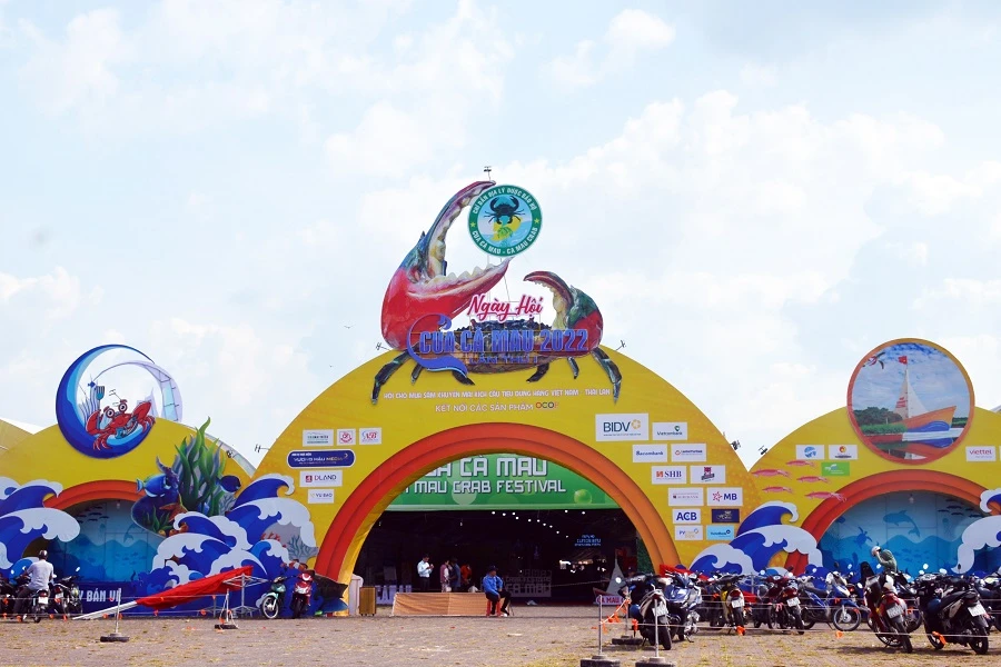 Cà Mau nỗ lực quảng bá đặc sản cua trứ danh của mình. Ảnh: CTV