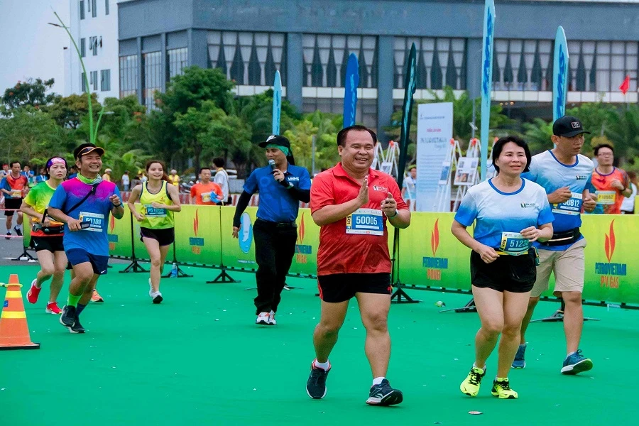 Giai-Marathon-2023-Cup-PetroVietNam-Ca-Mau2.jpg