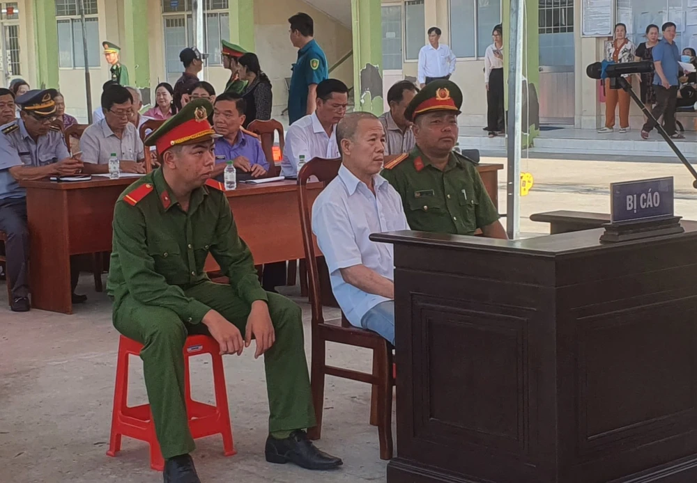 Đưa người vượt biên đánh cá 2.jpg