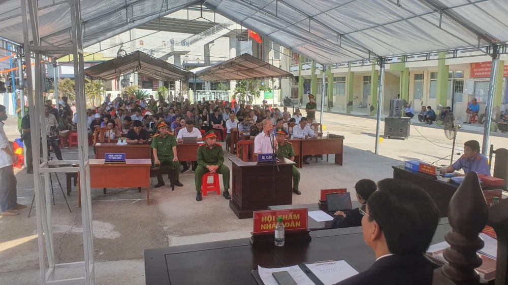 Đưa người vượt biên đánh cá 6.jpg