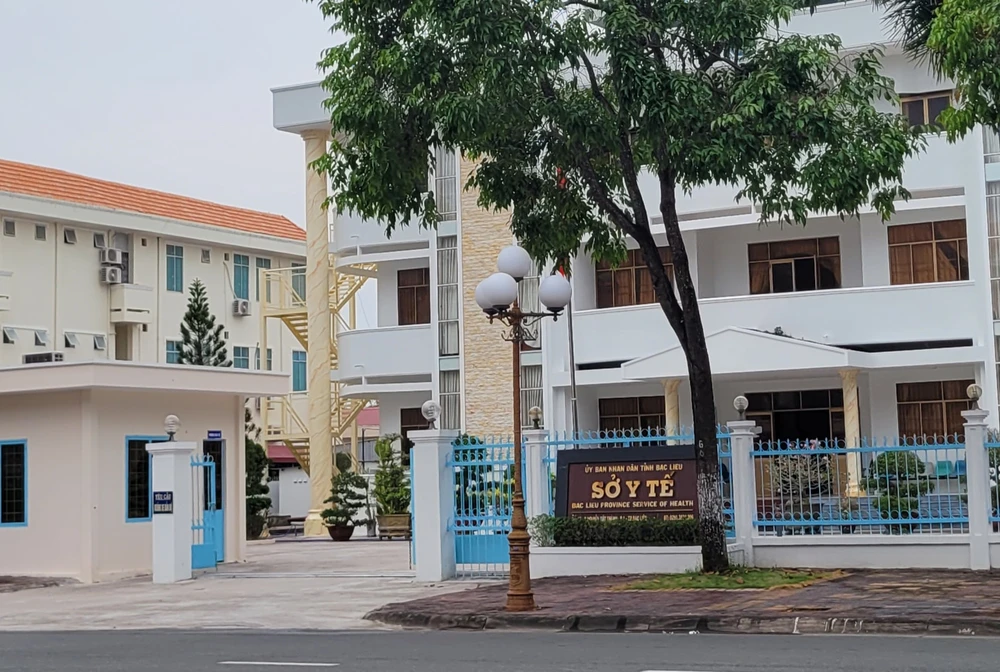 Cảnh cáo Giám đốc sở ý tế Bạc Liêu 2.jpg