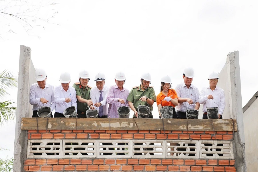 Xoá nhà tạm bạc liêu 2.jpg