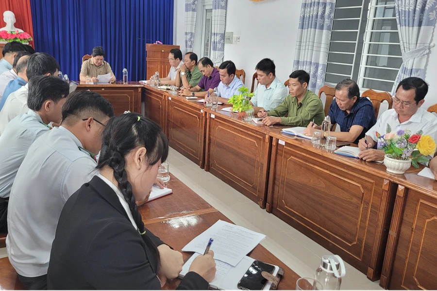 Vé câu cá lạ 2.png