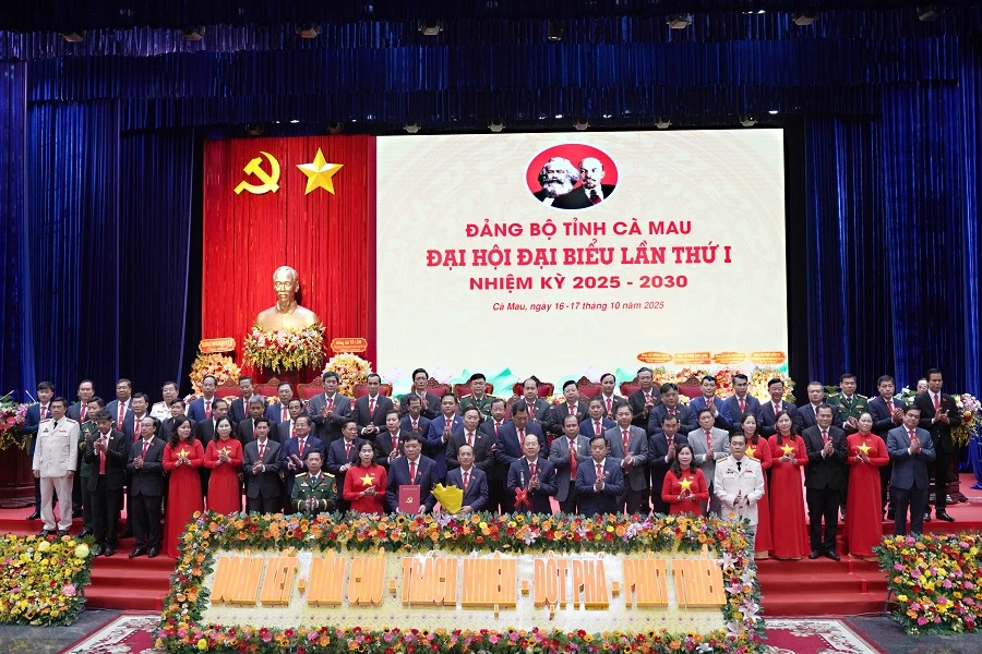 Ban chấp hành Đảng bộ tỉnh Cà Mau 2025 2030.jpg
