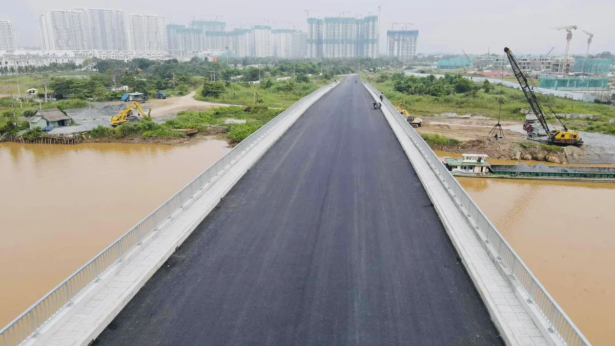 Diện mạo cầu Long Đại sau 6 năm thi công. cau-long-dai