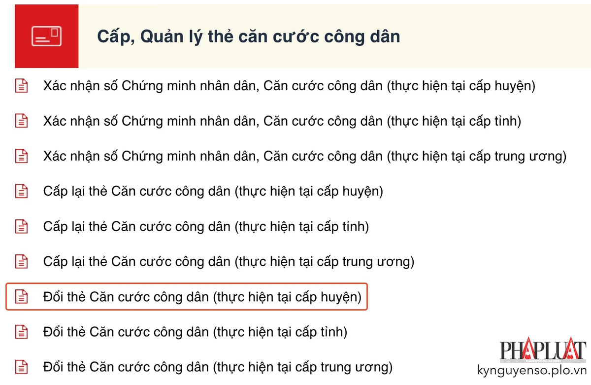 Chọn thủ tục Đổi thẻ căn cước công dân. Ảnh: MINH HOÀNG Chọn thủ tục Đổi thẻ căn cước công dân. Ảnh: MINH HOÀNG