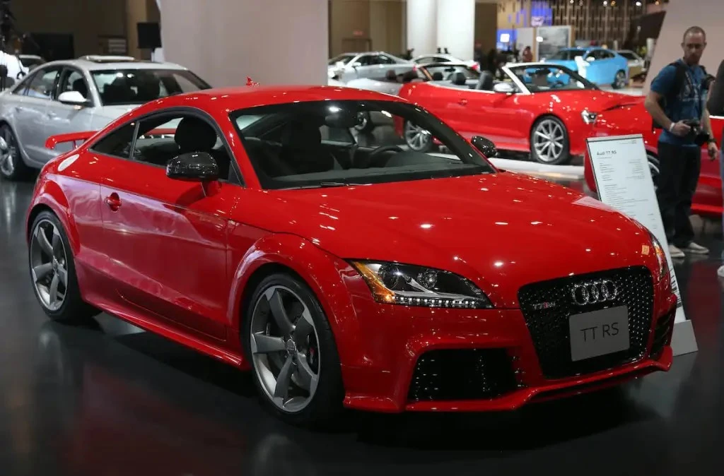 Audi TT-RS 2009 có giá 14.000 USD. Ảnh: Motorbiscuit. Audi TT-RS 2009 có giá 14.000 USD. Ảnh: Motorbiscuit.
