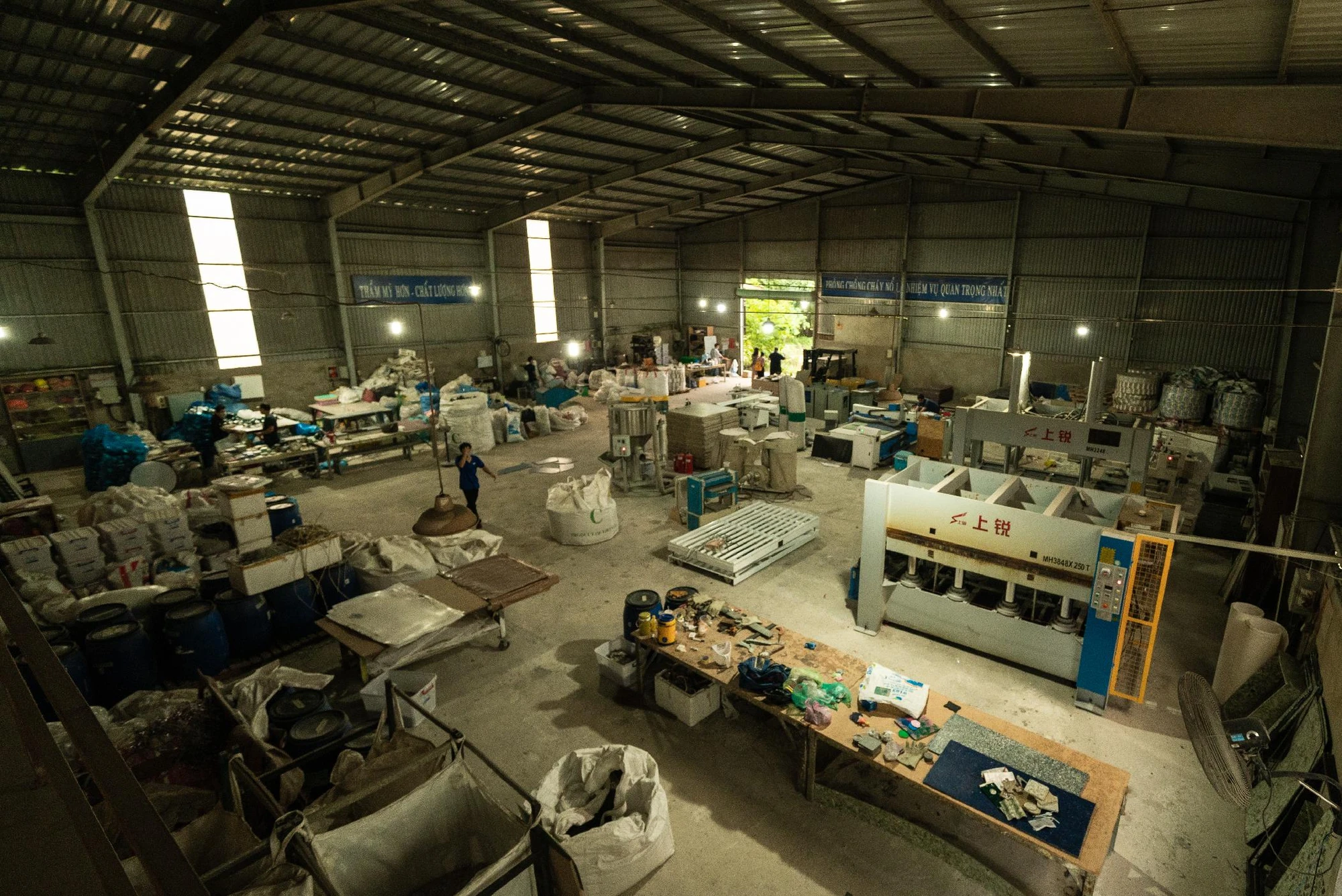 Xưởng làm việc của PLASTICPeople. ảnh 6 Xưởng làm việc của PLASTICPeople. ảnh 6