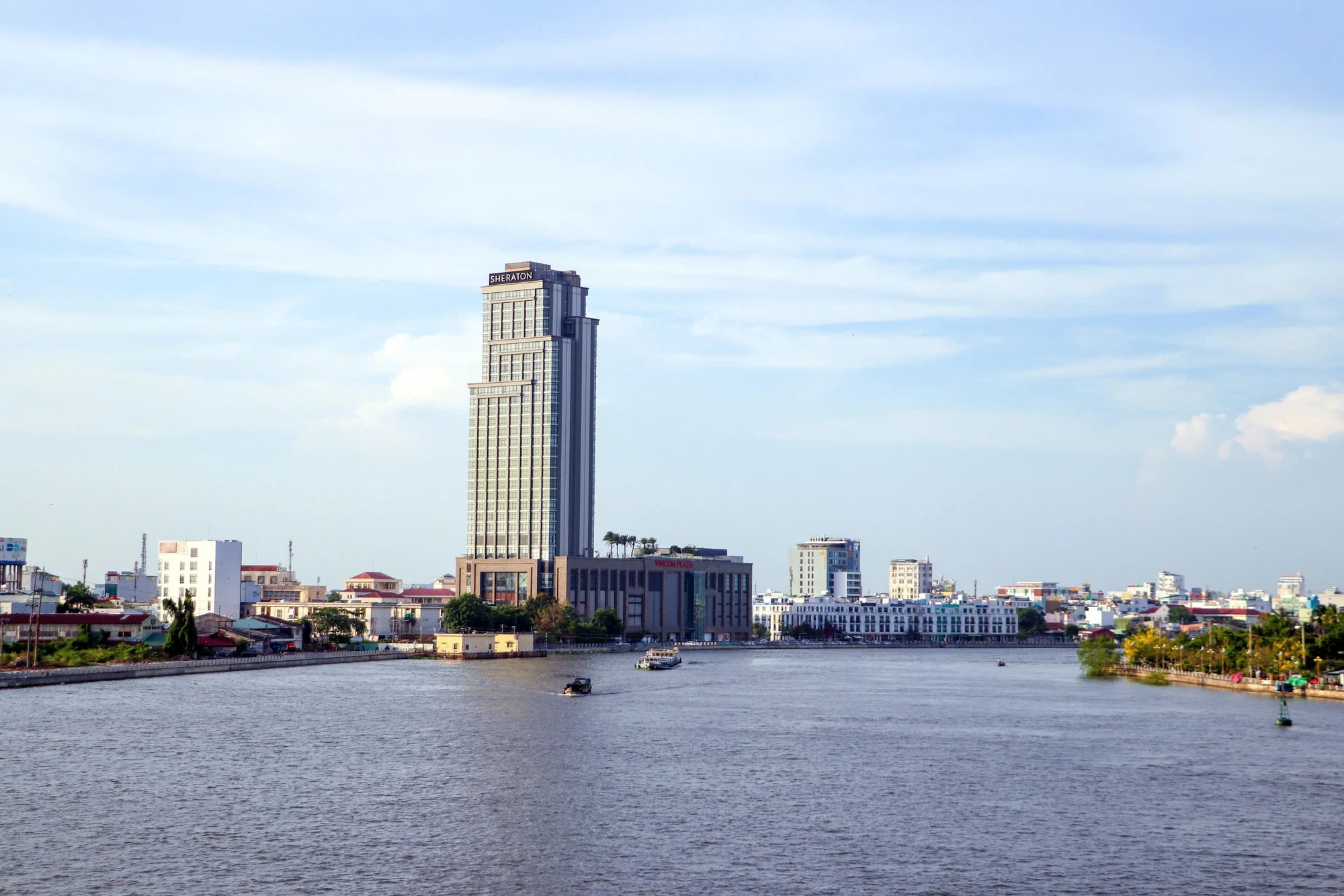 TP Cần Thơ từng đạt giải thưởng về cảnh quan Châu Á. Ảnh: CHÂU ANH TP Cần Thơ - đô thị bên sông